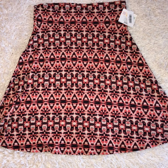 LuLaRoe Dresses & Skirts - LuLaRoe Flare Skirt 2XL